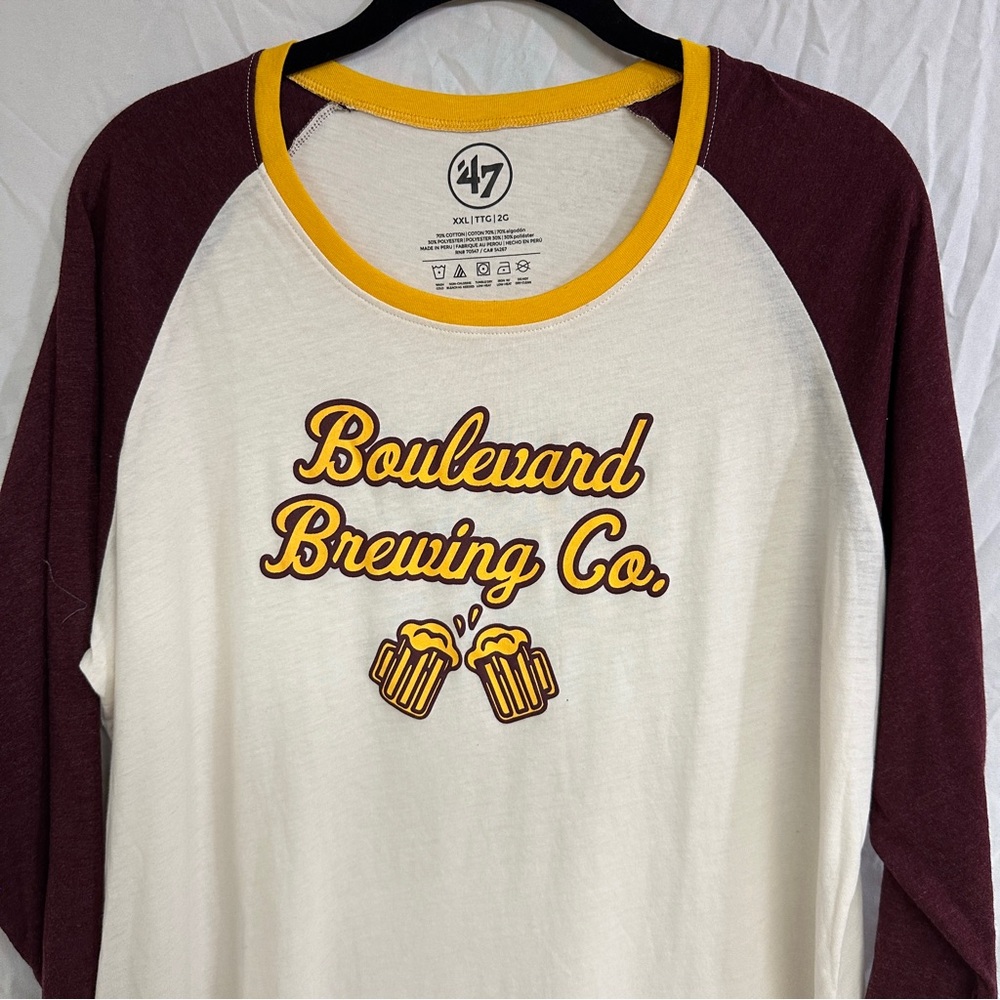 NWOT Boulevard Brewing Raglan Tee - Size XXL